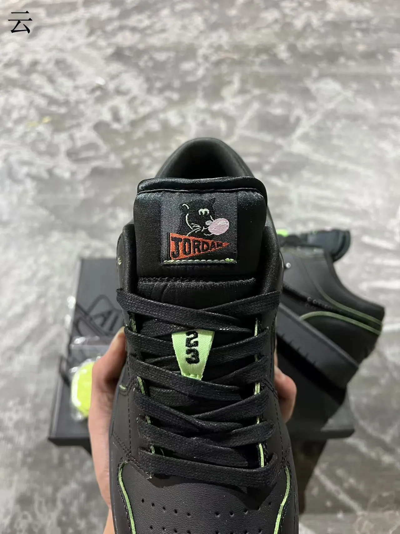 Nike Air Jordan 1 Low Black Green Leather Upper Glossy Swoosh Overlay Lifestyle Sneakers 4