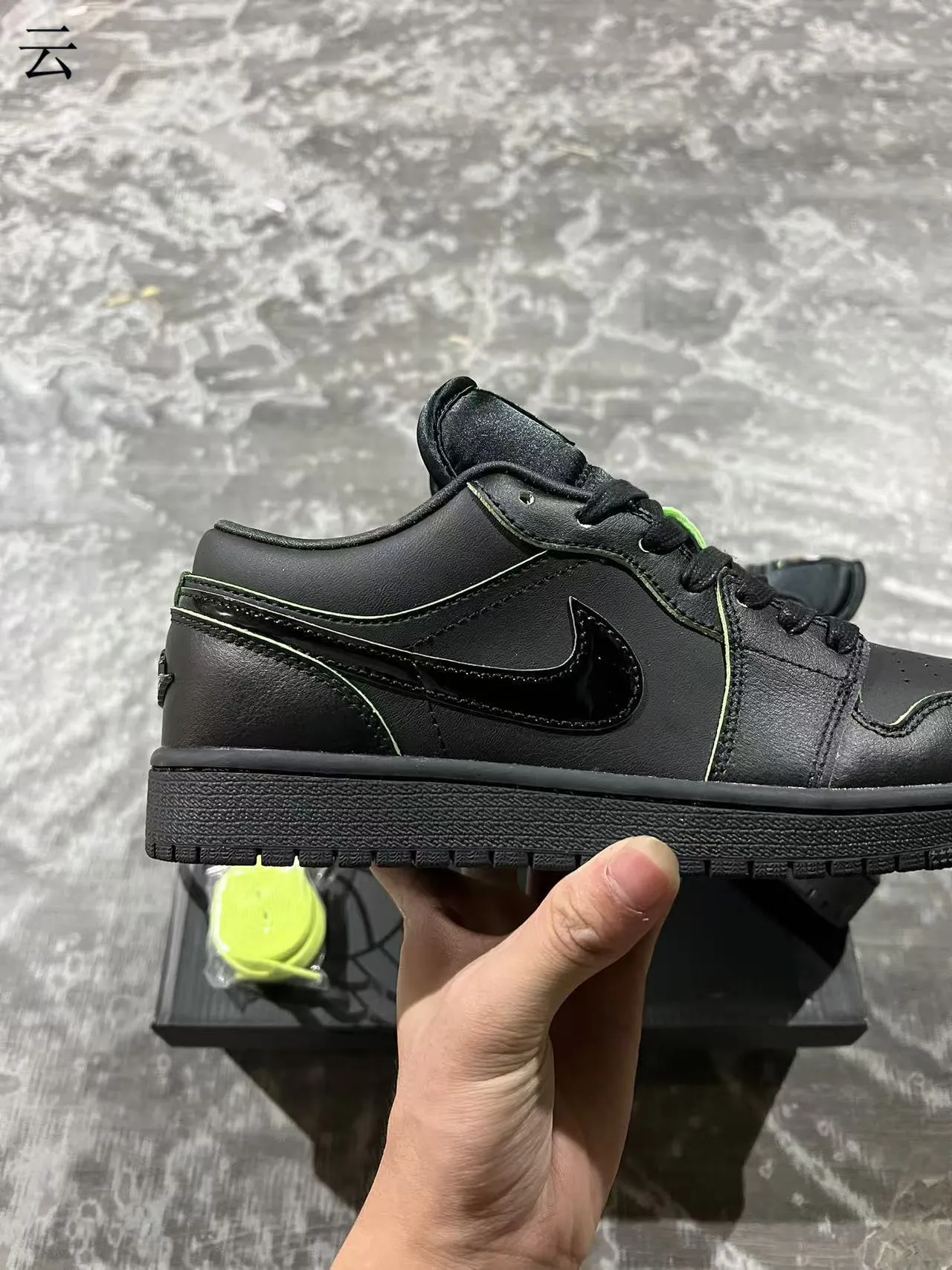 Nike Air Jordan 1 Low Black Green Leather Upper Glossy Swoosh Overlay Lifestyle Sneakers 7