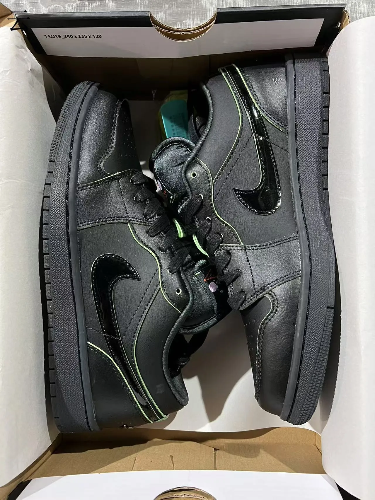 Nike Air Jordan 1 Low Black Green Leather Upper Glossy Swoosh Overlay Lifestyle Sneakers 9
