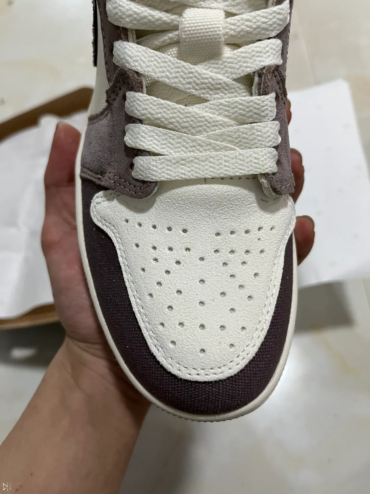 Nike Air Jordan 1 Mid Off-White Taupe Mustard Basketball Shoes 3