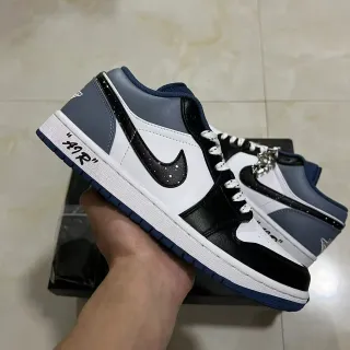 Nike Air Jordan 1 White Black Low-Top Leather-Panelled Lifestyle Sneakers