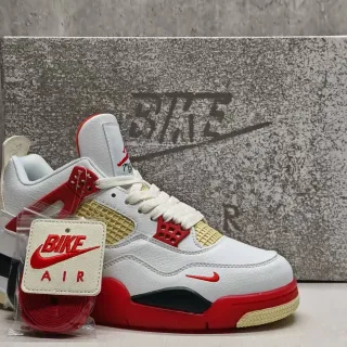 Nike Air Jordan 4 白红米色篮球鞋