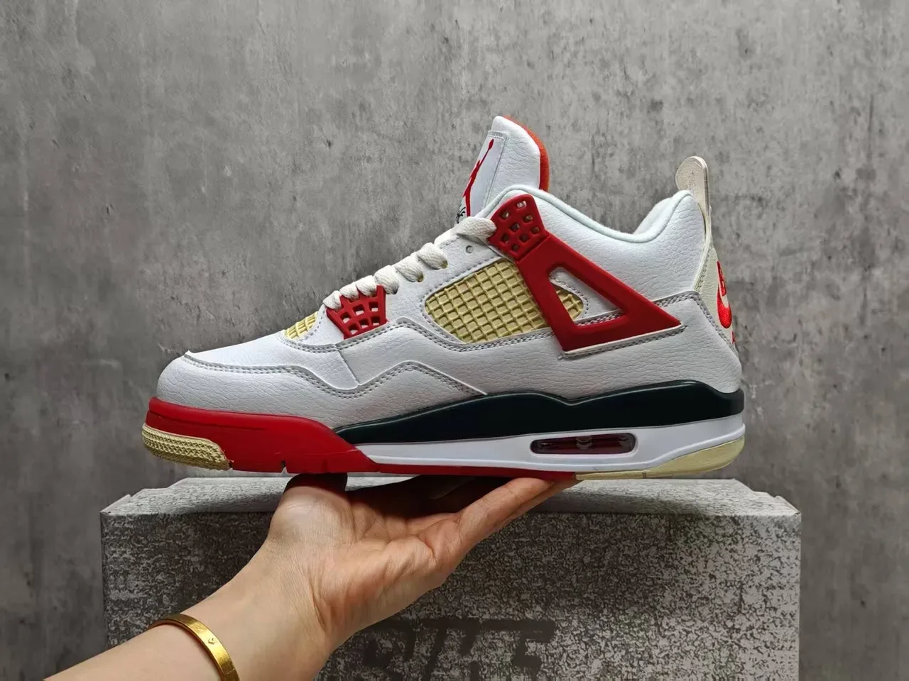 Nike Air Jordan 4 blanc rouge beige chaussures de basket-ball 13