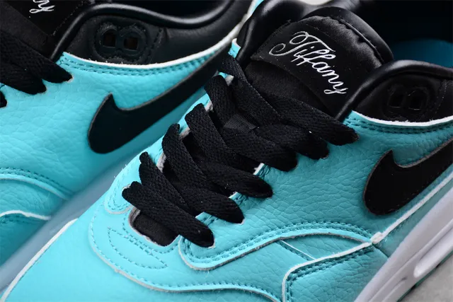 Nike Air Max 1 Turquoise and Black Lifestyle Sneakers 7