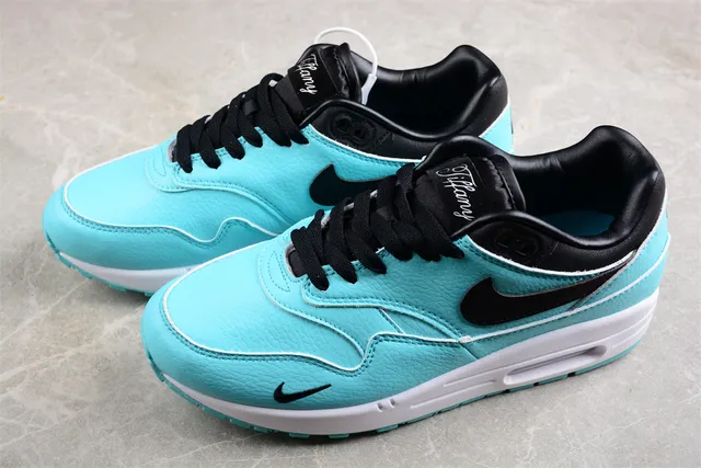 Nike Air Max 1 Turquoise and Black Lifestyle Sneakers 9