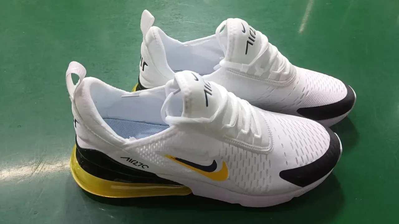 Nike Air Max 270 Tênis Lifestyle Branco Preto Amarelo 2