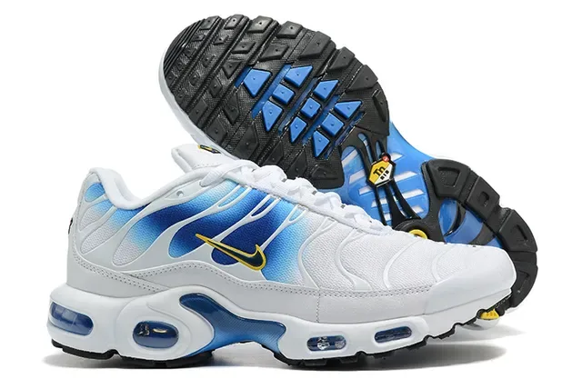Nike Air Max Plus Black Silver Lifestyle Sneakers 9