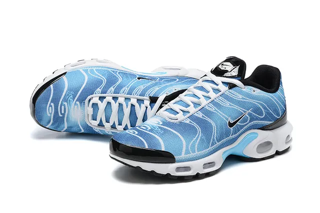 Nike Air Max Plus Blue Wave Lifestyle Sneakers 4