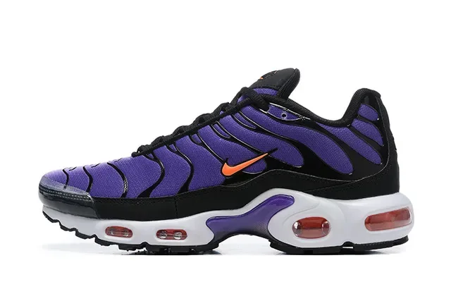 Nike Air Max Plus Light Blue Black White Lifestyle Sneakers 16