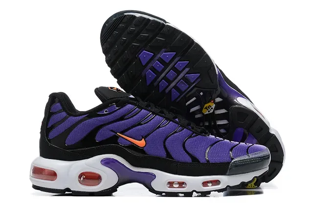 Nike Air Max Plus Light Blue Black White Lifestyle Sneakers 18