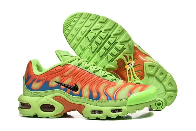 Nike Air Max Plus Purple and Yellow Wave Pattern Lifestyle Sneakers 3