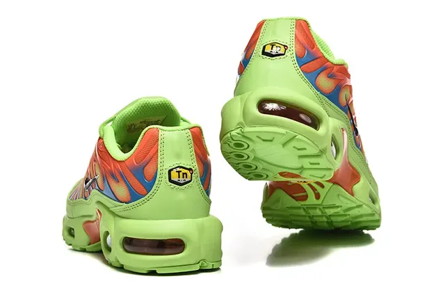 Nike Air Max Plus Purple and Yellow Wave Pattern Lifestyle Sneakers 6