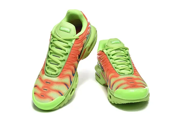 Nike Air Max Plus Purple and Yellow Wave Pattern Lifestyle Sneakers 7