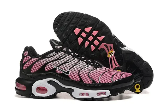 Nike Air Max Plus Teal Gradient Lifestyle Sneakers 9