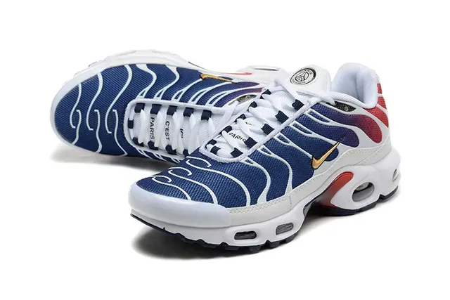 Nike Air Max Plus Teal Gradient Lifestyle Sneakers 22
