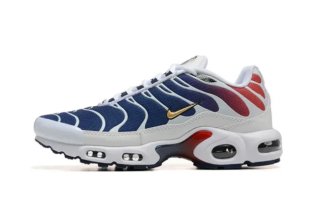 Nike Air Max Plus Teal Gradient Lifestyle Sneakers 23