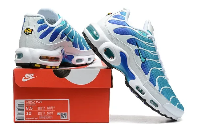 Nike Air Max Plus White Black Teal Lifestyle Sneakers 13