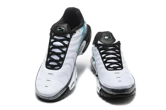 Nike Air Max Plus White Black Teal Lifestyle Sneakers 16