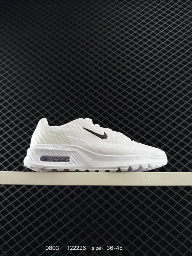 Nike Air Max White Black Lifestyle Sneakers 7
