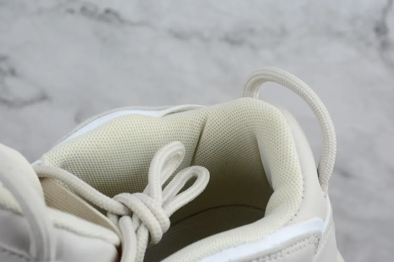 Nike Air More Uptempo Off-White Chaussures de basket en cuir 2