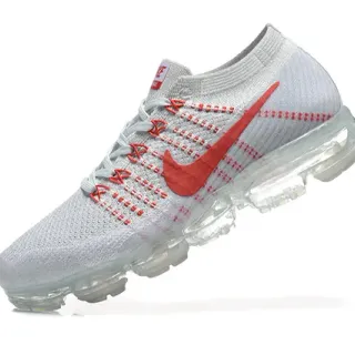 Nike Air VaporMax Flyknit Gris et Rouge Chaussures de course