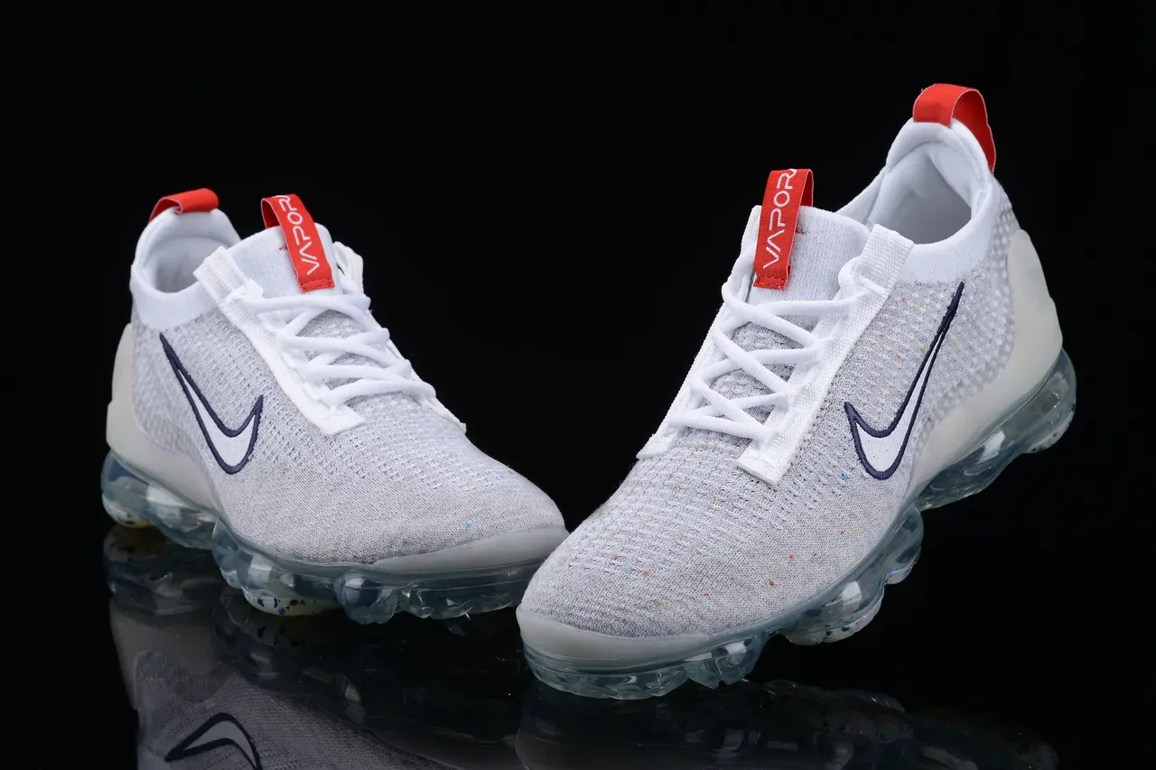 Nike Air VaporMax Flyknit متعدد الألوان متشقق نمط حياة سناكرز 3
