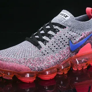 Nike Air VaporMax Zapatillas de correr multicolores de punto con motas