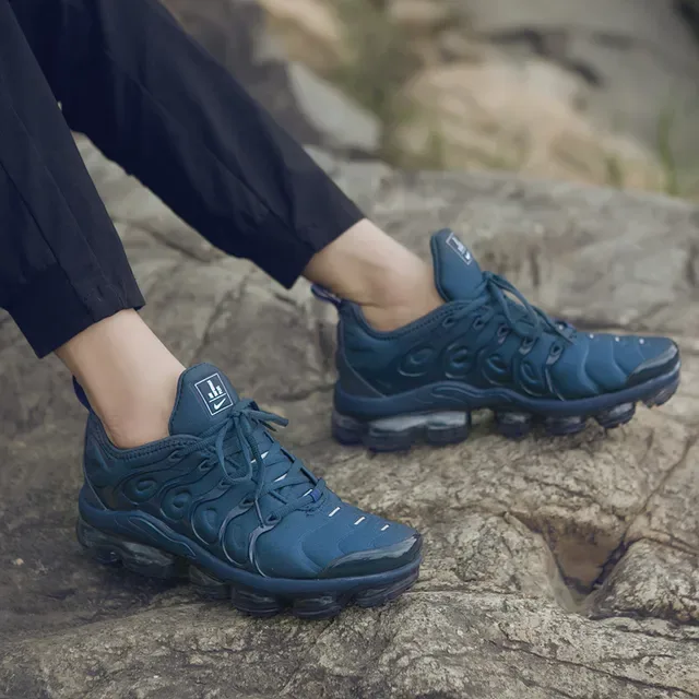 Nike Air VaporMax Plus Navy Monochrome Lifestyle Sneakers 2