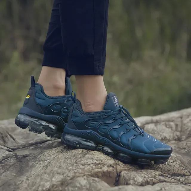 Nike Air VaporMax Plus Navy Monochrome Lifestyle Sneakers 3