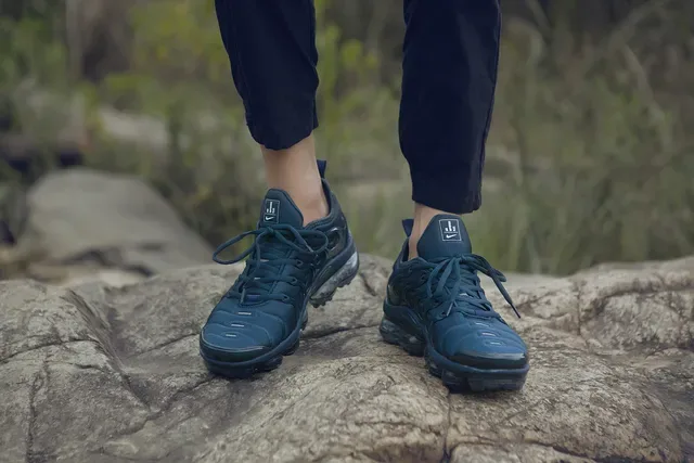 Nike Air VaporMax Plus Navy Monochrome Lifestyle Sneakers 5