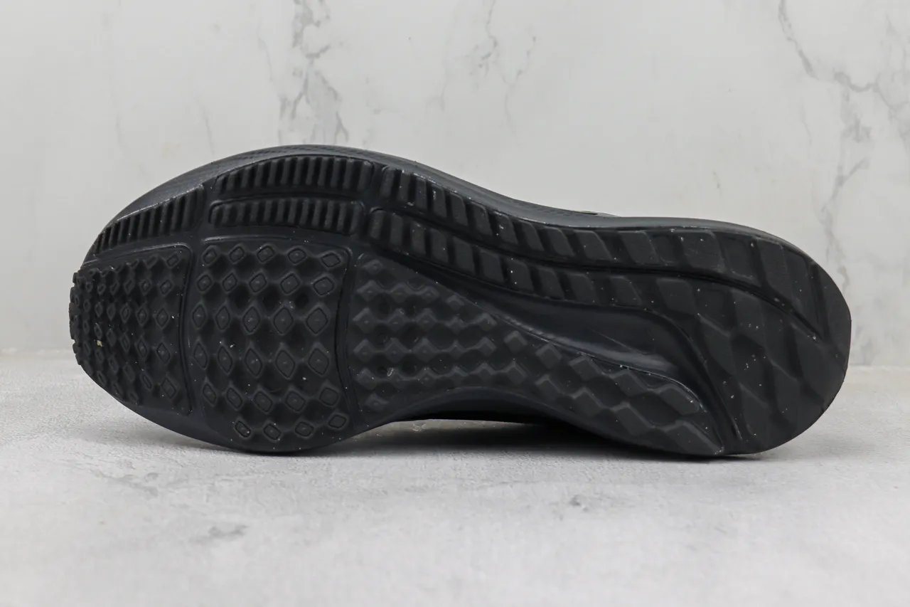 Chaussures de running Nike Air Zoom Pegasus 40 noires 8