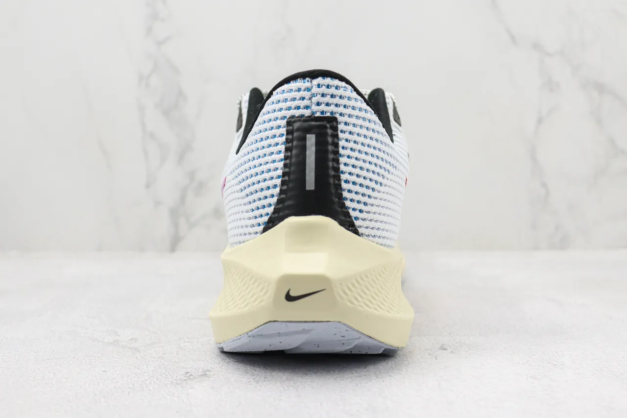 Nike Air Zoom Pegasus 40 Chaussures de course blanches violettes vertes 9
