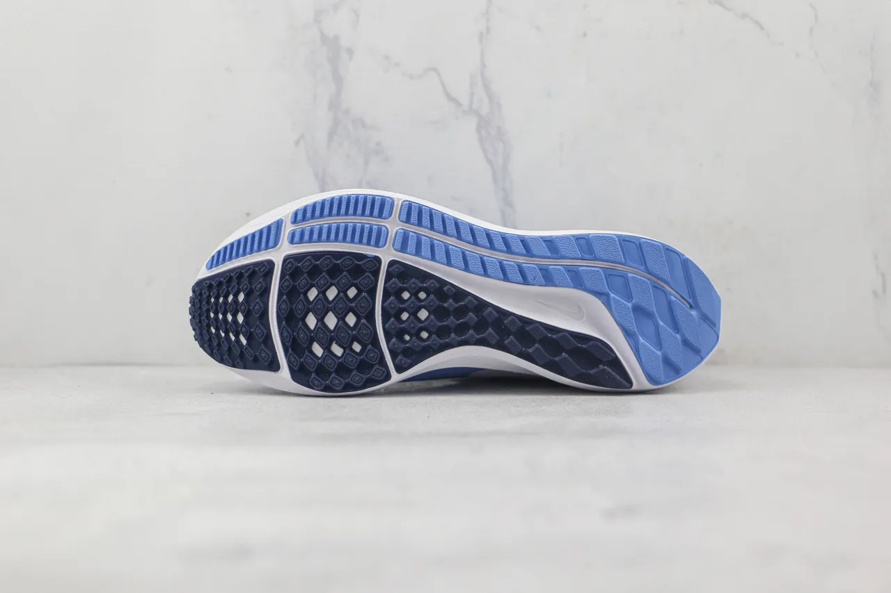 Nike Air Zoom Pegasus North Carolina Tar Heels zapatos de correr 8