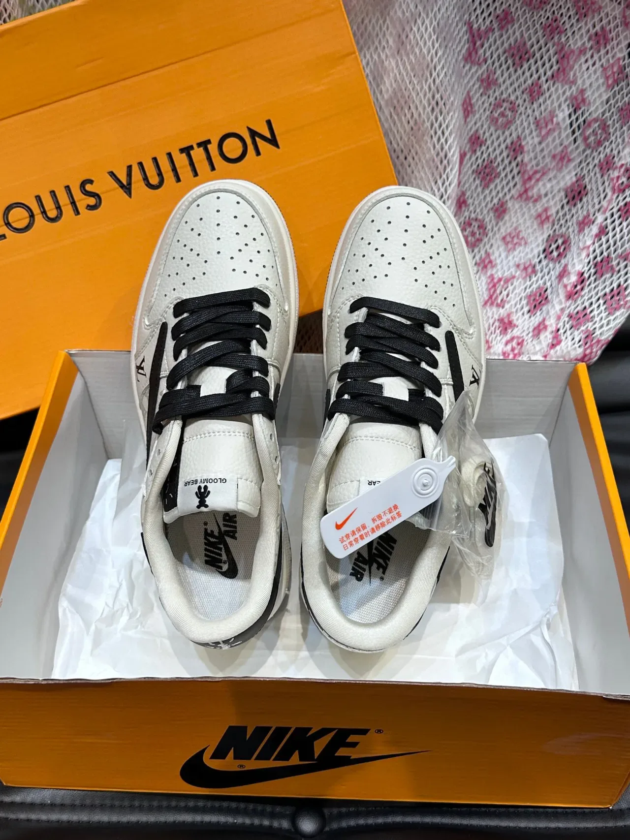 Nike Beige Black Low-Top Silhouette Perforated Leather Upper Lifestyle Sneakers 4