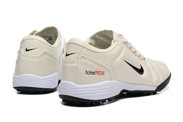 Nike Beige Noir Chaussures de Football Matelassées en Synthétique et Semelle Basse pour Turf 3