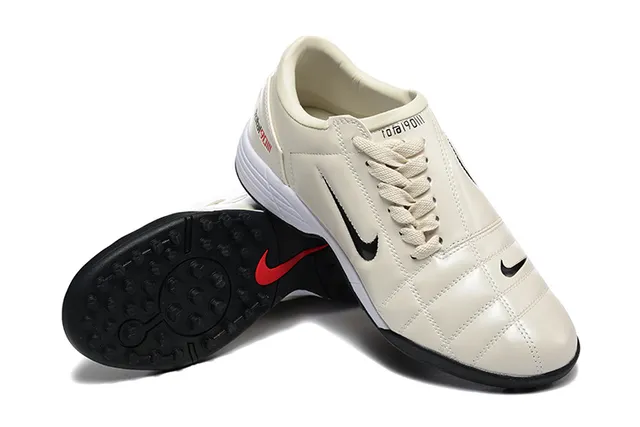 Nike Beige Noir Chaussures de Football Matelassées en Synthétique et Semelle Basse pour Turf 6