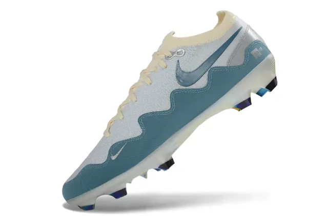 Nike Beige Bleu Overlays Ondulés Synthétiques Contrefort Talon Iridescent Firm-Ground Chaussures de Football 3