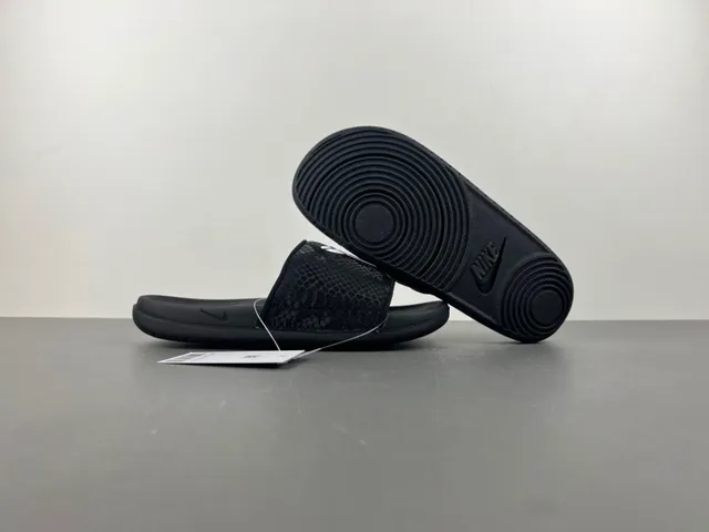 Nike Benassi JDI Kobe Snake-Print Black Slippers 9