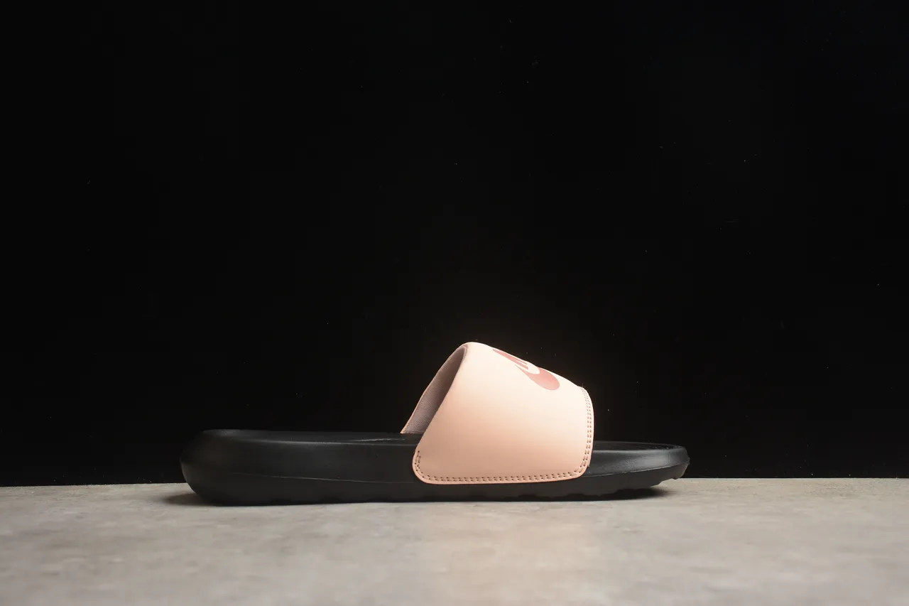 Nike Benassi Pink Beige Single-Strap Slide Molded Footbed Slippers 11