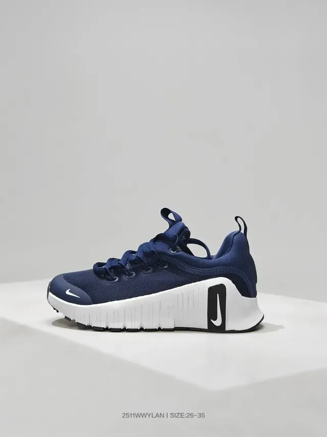 Nike Black and White Lifestyle Sneakers 9