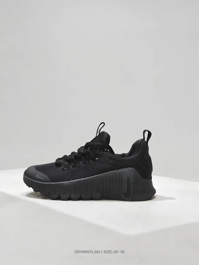 Nike Black and White Lifestyle Sneakers 17