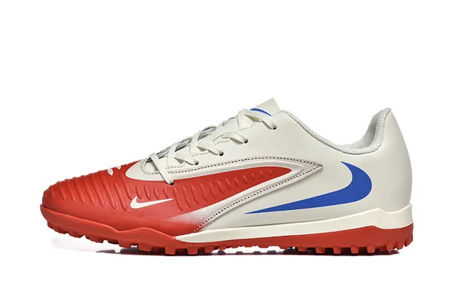 Nike Chaussures de football Turf Noir et Bleu, à coupe basse, avec dessus synthétique et recouvrement texturé de l'avant-pied 11