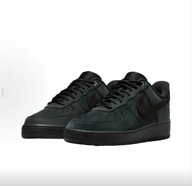 Nike Black Green Suede Upper Monochromatic Lifestyle Sneakers 3