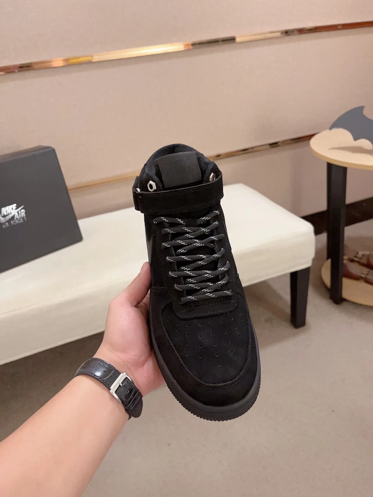 Nike Black High-Top Suede Upper Lifestyle Sneakers 9