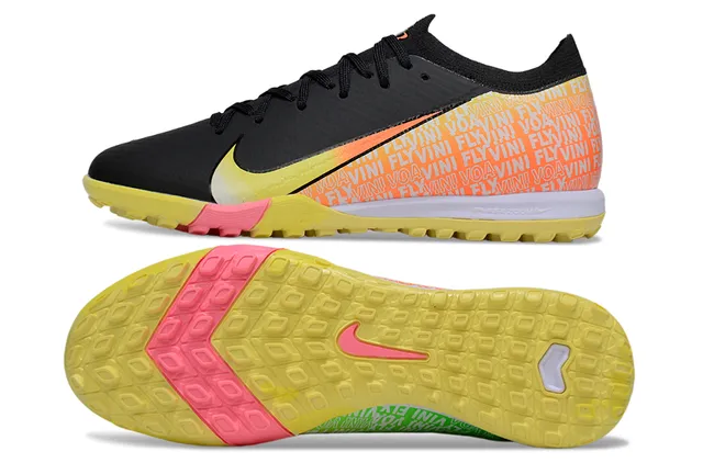 Nike Black Multicolor Low-Cut Lace-Up Gradient Swoosh Turf Soccer Shoes 6