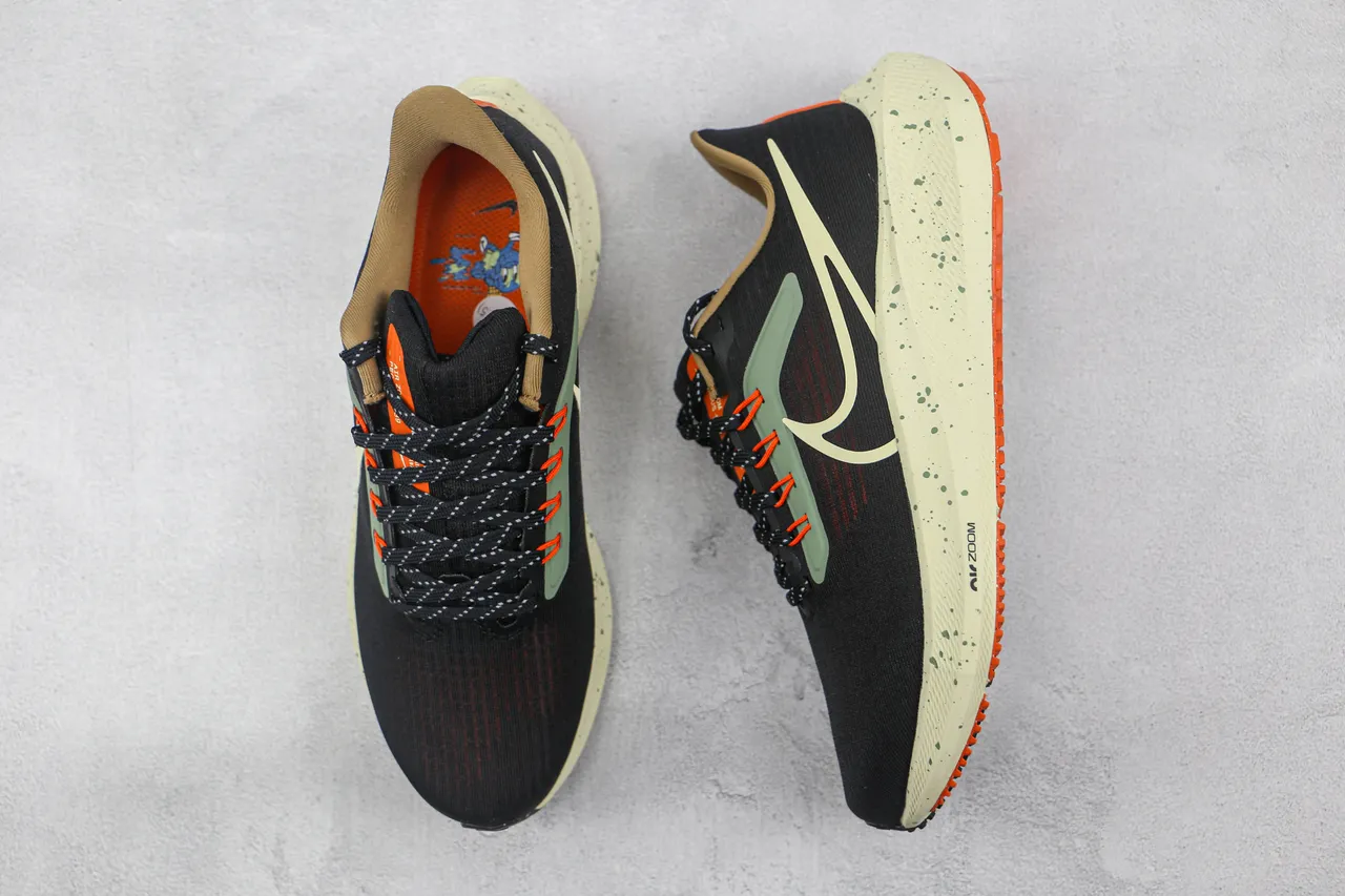 Nike Black Orange Engineered Mesh Upper Speckled Midsole Running Shoes 3