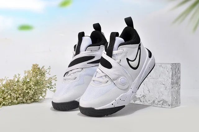 Nike Black Pink Low-Top Dual-Strap Closure Basketball Shoes 5