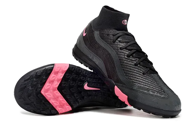 Nike Noir et Rose Chaussures de football Turf avec col de tricot, upper synthétique texturé, ajustement sock-fit 2