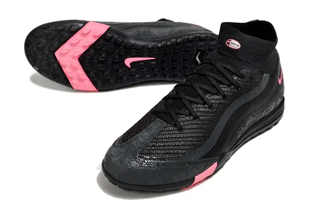 Nike Noir et Rose Chaussures de football Turf avec col de tricot, upper synthétique texturé, ajustement sock-fit 3