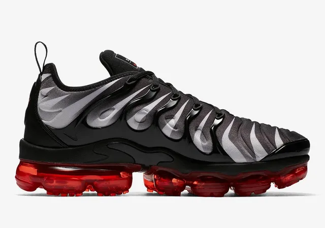 Nike Black Red Wavy Synthetic Cage Overlays Translucent Visible Air Unit Lifestyle Sneakers 3